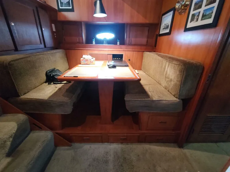Slide: The Image of Hyatt Double Cabin Motoryacht 1989 - 6391176