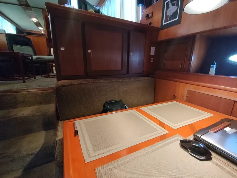 Slide: The Image of Hyatt Double Cabin Motoryacht 1989 - 6391180