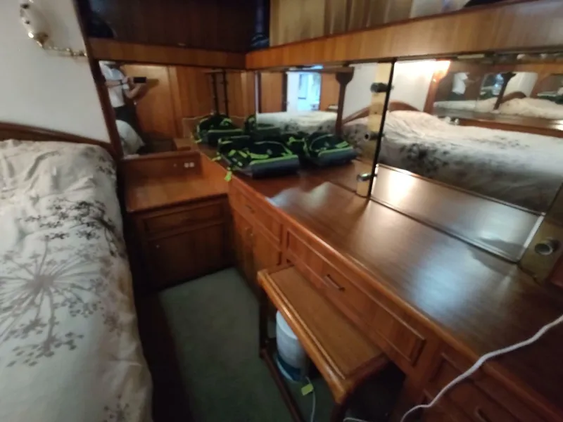 Slide: The Image of Hyatt Double Cabin Motoryacht 1989 - 6391198