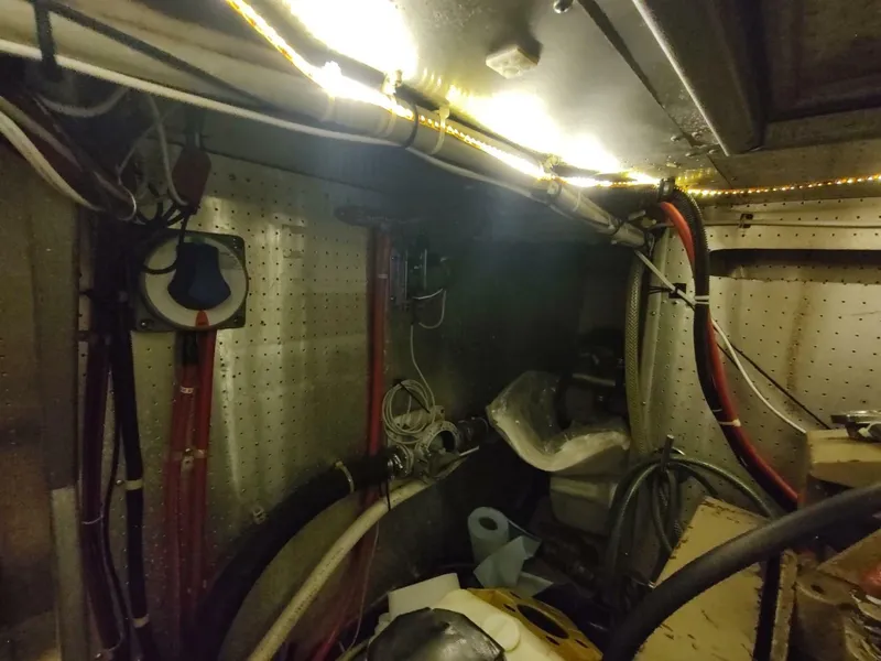 Slide: The Image of Hyatt Double Cabin Motoryacht 1989 - 6391221