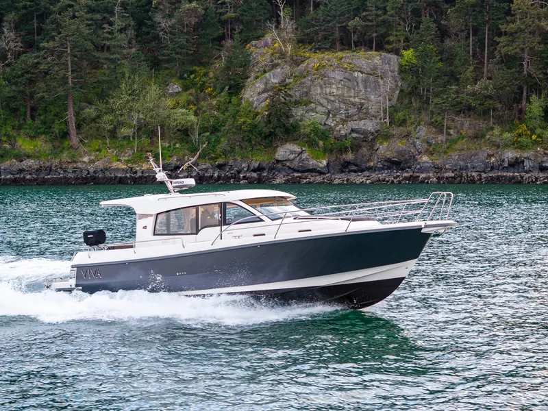 Slide: The Image of Nimbus 365 Coupe 2022 - 6391261