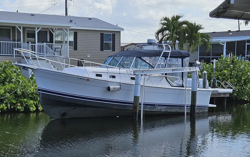 Slide: The Image of Mainship Pilot 30 2000 - 6392023