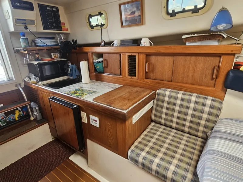 Slide: The Image of Mainship Pilot 30 2000 - 6392035