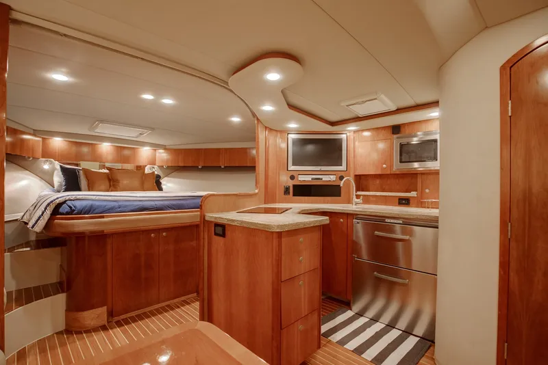 Slide: The Image of Rampage 41 - Empty Pockets - Interior Cabin 2008 Rampage 41 Express - Empty Pockets - 6392048