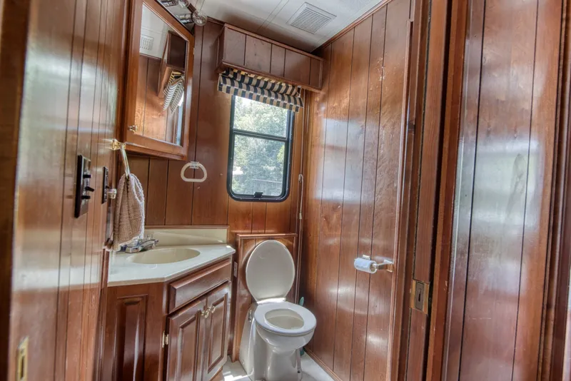 Slide: The Image of Lakeview 14x56 houseboat 1996 - 7369304