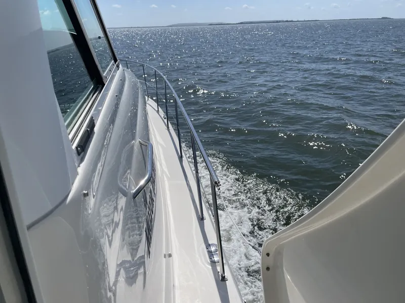 Slide: The Image of Sea Ray 40MY 2007 - 6395270