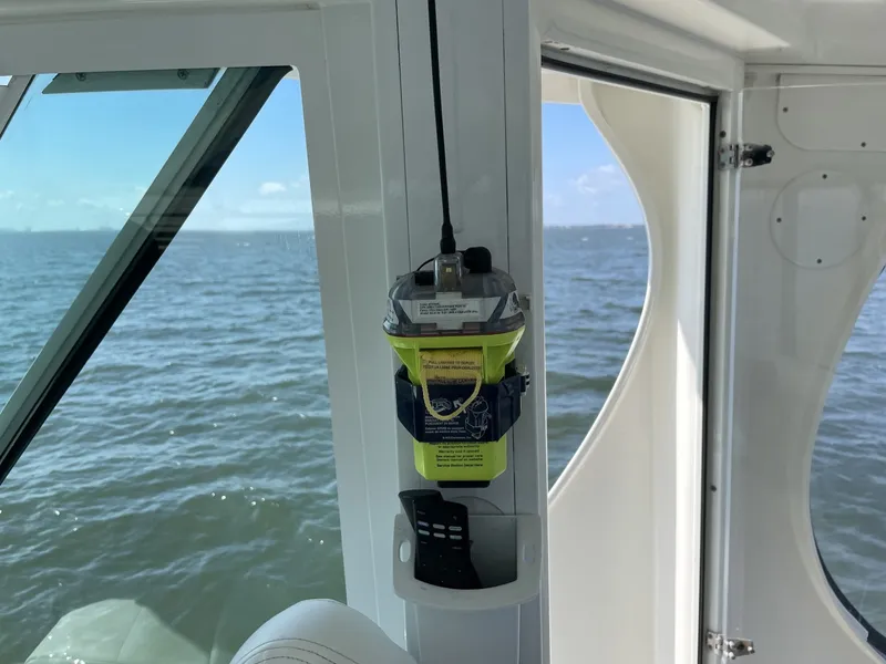 Slide: The Image of Sea Ray 40MY 2007 - 6395272