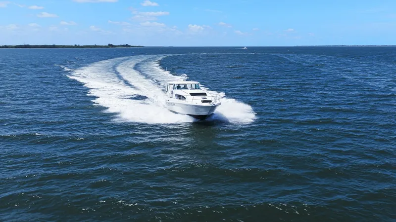 Slide: The Image of Sea Ray 40MY 2007 - 6505510