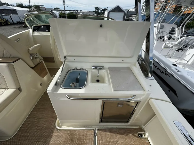 Slide: The Image of Chris-Craft 30 Calypso 2018 - 6396507