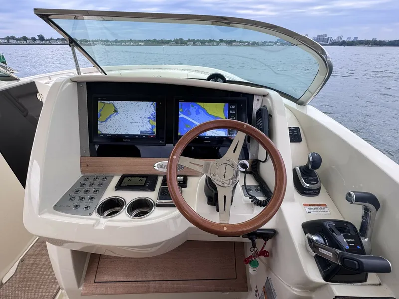 Slide: The Image of Chris-Craft 30 Calypso 2018 - 6457125