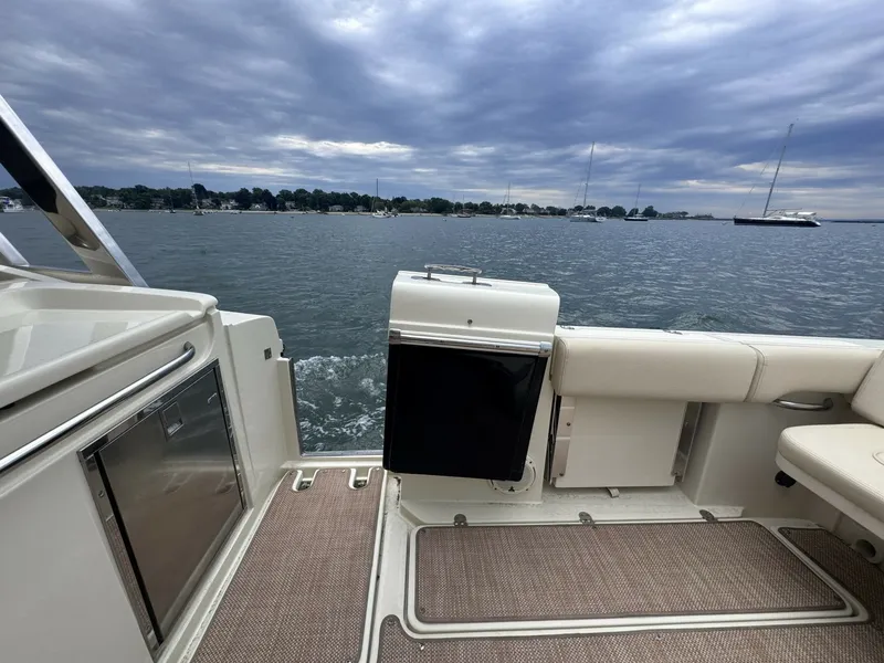 Slide: The Image of Chris-Craft 30 Calypso 2018 - 6457138