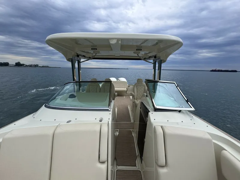 Slide: The Image of Chris-Craft 30 Calypso 2018 - 6457130
