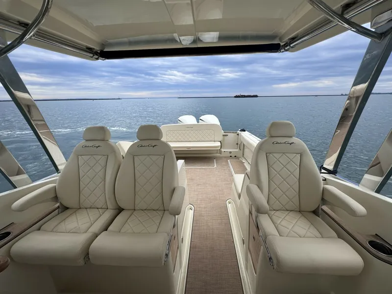 Slide: The Image of Chris-Craft 30 Calypso 2018 - 6457134