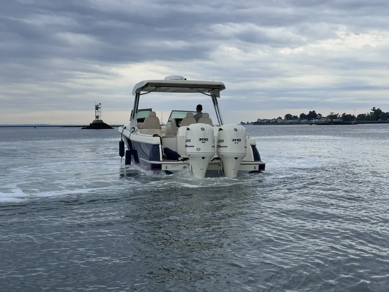 Slide: The Image of Chris-Craft 30 Calypso 2018 - 6457113