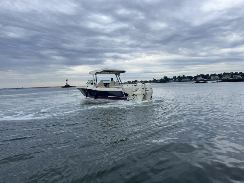 Slide: The Image of Chris-Craft 30 Calypso 2018 - 6457114