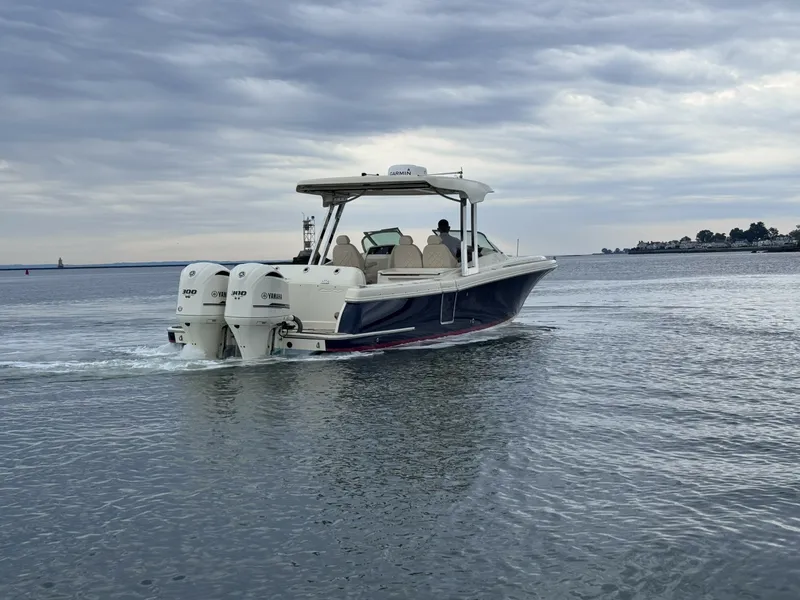 Slide: The Image of Chris-Craft 30 Calypso 2018 - 6457141