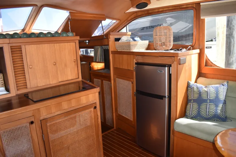 Slide: The Image of Midnight Lace 44 Flybridge Rumrunner 1987 - 6396809