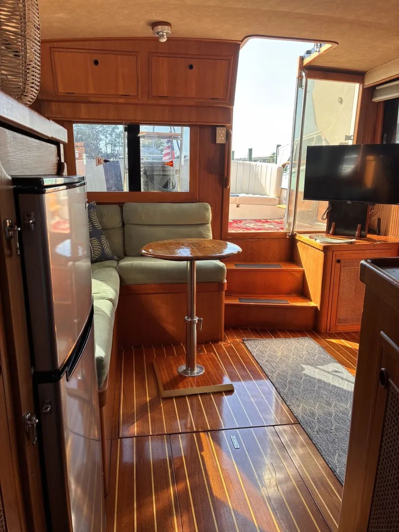 Slide: The Image of Midnight Lace 44 Flybridge Rumrunner 1987 - 6396814