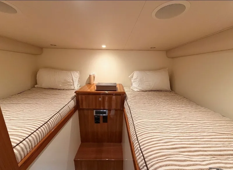 Slide: The Image of Viking 42 UNREEL - Guest Stateroom 2015 Viking 42 Open UNREEL - 6493031