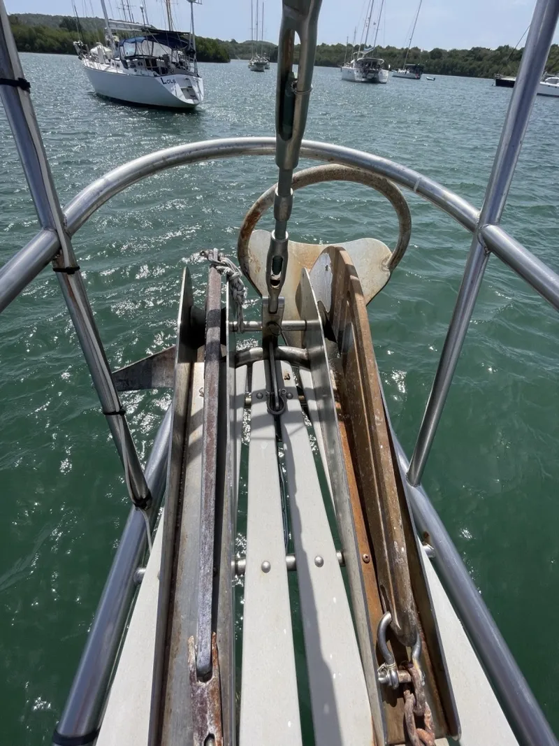 Slide: The Image of Challenger 42 MotorSailor 1974 - 6406192