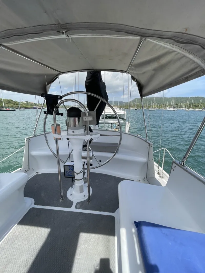 Slide: The Image of Challenger 42 MotorSailor 1974 - 6406201