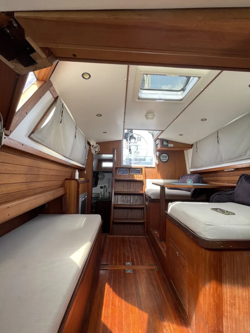 Slide: The Image of Challenger 42 MotorSailor 1974 - 6406207