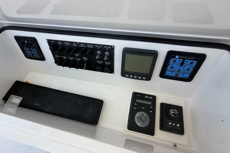 Slide: The Image of Viking 50 Convertible 2012 - 6406282