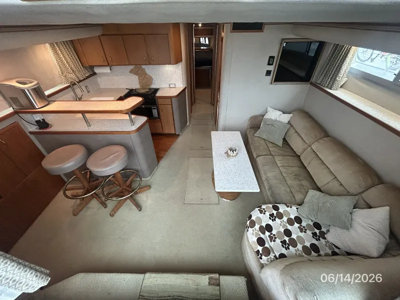 Slide: The Image of 42' Cruisers salon forward - 6419326