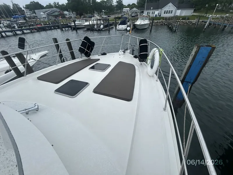 Slide: The Image of 42' Cruisers foredeck1 - 6419309