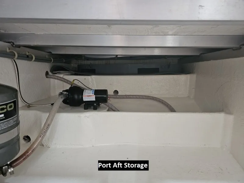 Slide: The Image of 42' Cruisers bilge storage - 6421837