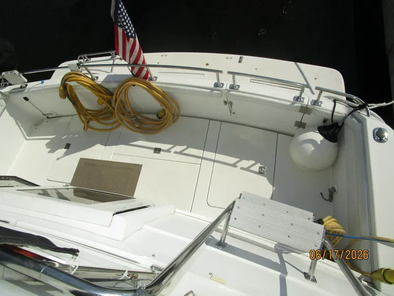 Slide: The Image of 43' Carver cockpit - 6422883