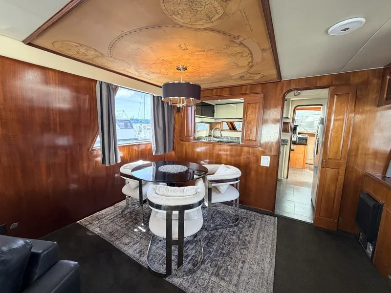 Slide: The Image of Viking Cockpit Motor Yacht 1990 - 7682512