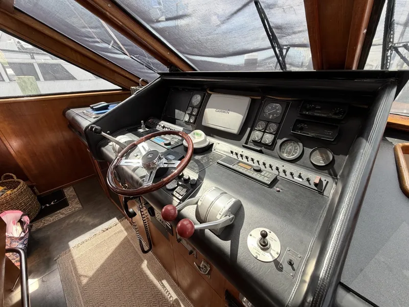 Slide: The Image of Viking Cockpit Motor Yacht 1990 - 7682538