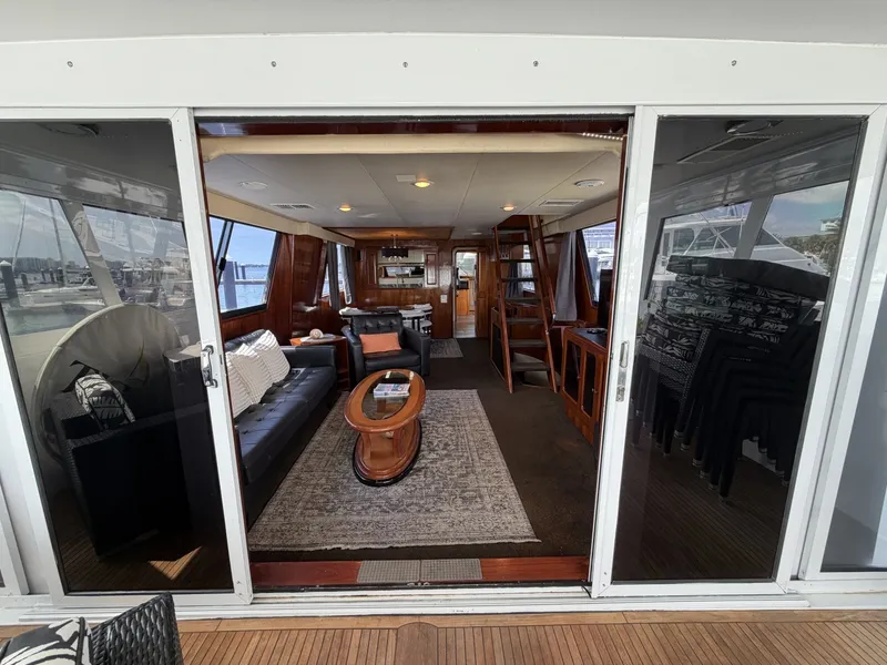 Slide: The Image of Viking Cockpit Motor Yacht 1990 - 7682508