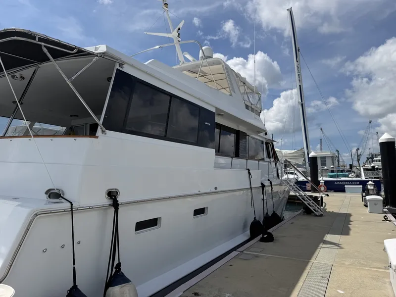 Slide: The Image of Viking Cockpit Motor Yacht 1990 - 7682561