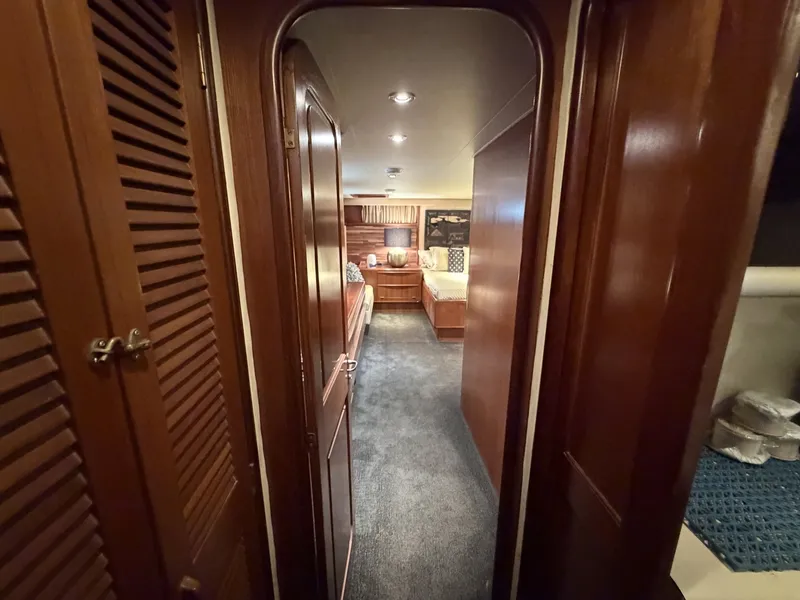 Slide: The Image of Viking Cockpit Motor Yacht 1990 - 7682517