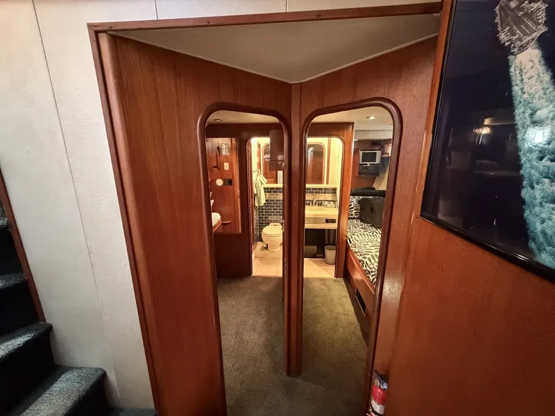 Slide: The Image of Viking Cockpit Motor Yacht 1990 - 7682531