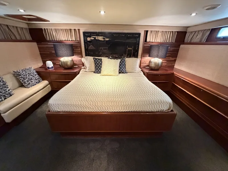 Slide: The Image of Viking Cockpit Motor Yacht 1990 - 7682518