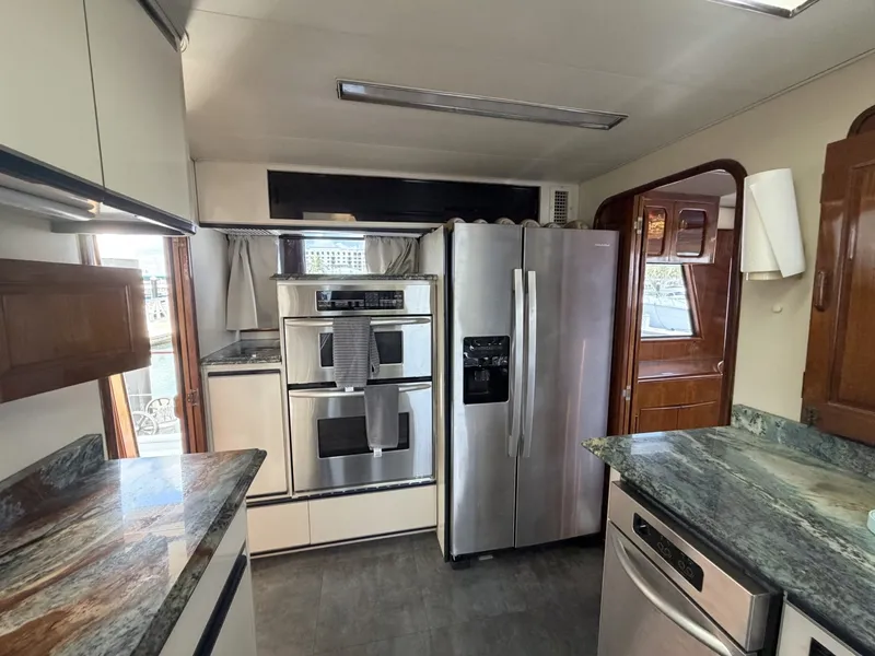 Slide: The Image of Viking Cockpit Motor Yacht 1990 - 7682515