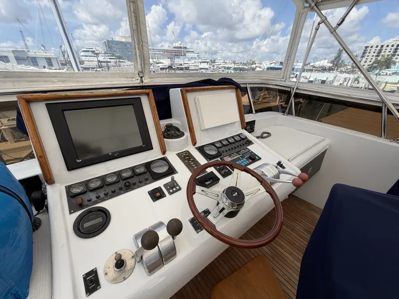 Slide: The Image of Viking Cockpit Motor Yacht 1990 - 6454939