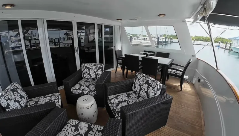 Slide: The Image of Viking Cockpit Motor Yacht 1990 - 7682507