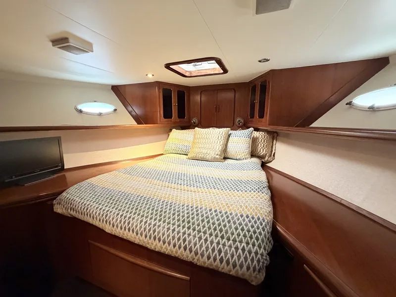 Slide: The Image of Viking Cockpit Motor Yacht 1990 - 7682527