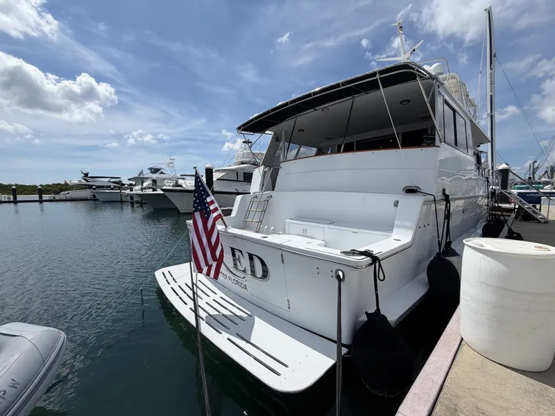 Slide: The Image of Viking Cockpit Motor Yacht 1990 - 7682562
