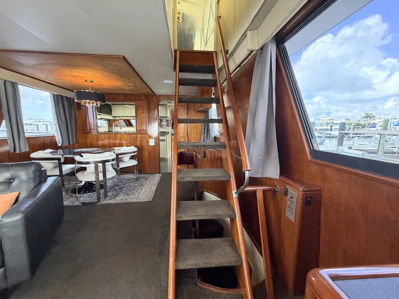 Slide: The Image of Viking Cockpit Motor Yacht 1990 - 6454930