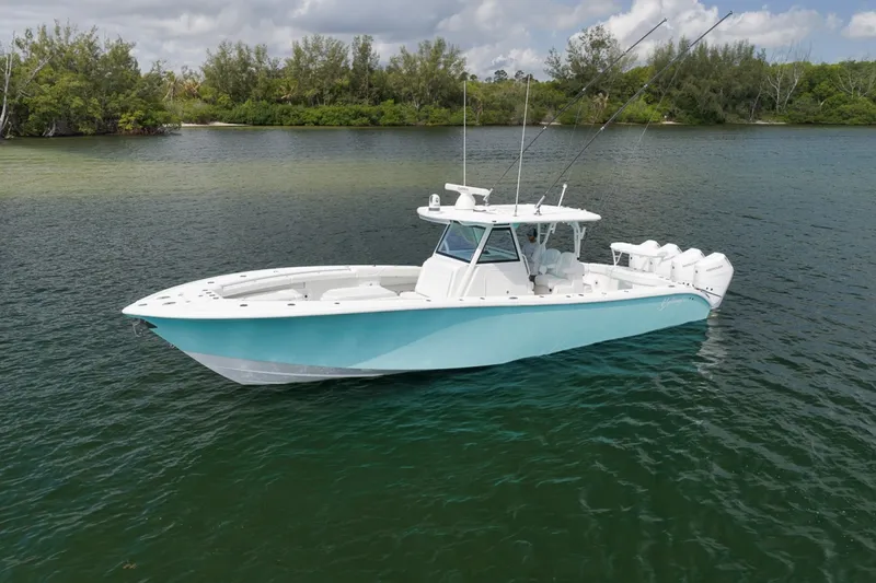 Slide: The Image of Yellowfin 39 Offshore 2017 - 6455111