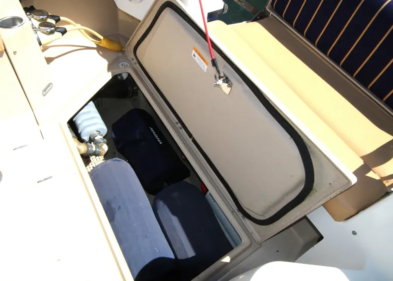 Slide: The Image of Ranger Tug R-31CB 2013 - 6455959