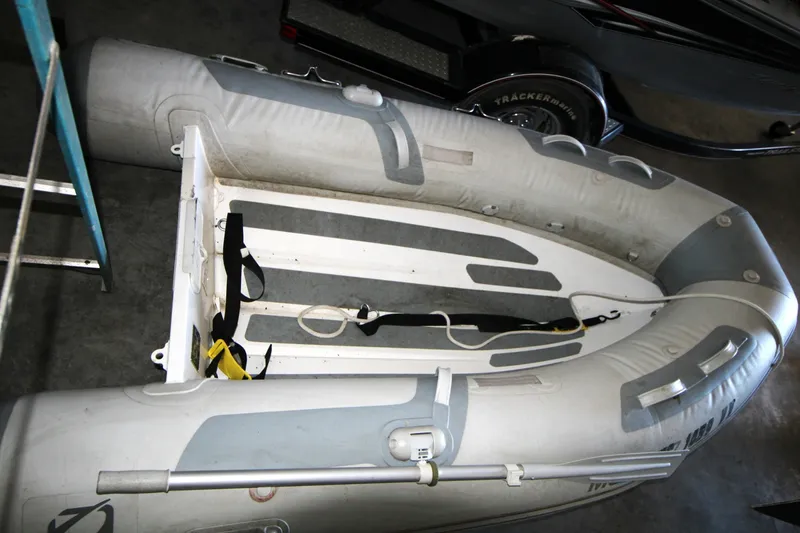 Slide: The Image of Ranger Tug R-31CB 2013 - 6455963