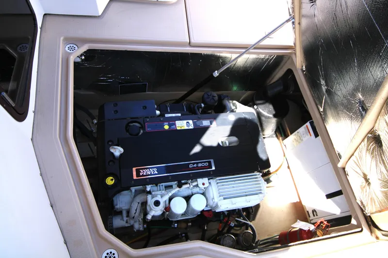 Slide: The Image of Ranger Tug R-31CB 2013 - 6455948