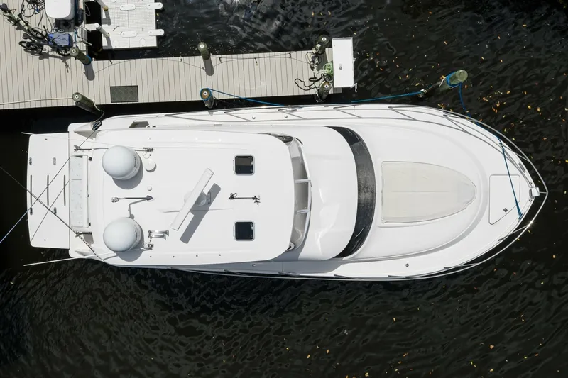 Slide: The Image of Tiara 44 Daybreak - Exterior Profile 2017 Tiara 44 Flybridge Daybreak - 7656246