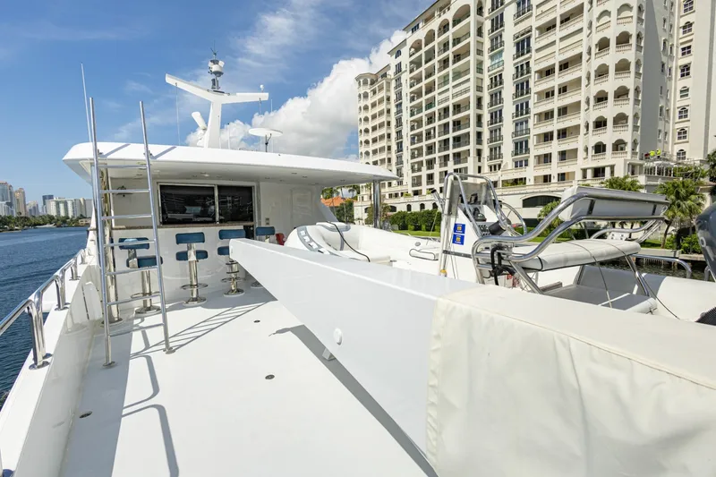 Slide: The Image of Hargrave Enclosed Skylounge 2008 - 6518671